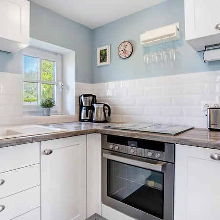 Reetferienhaus Luett Daire *